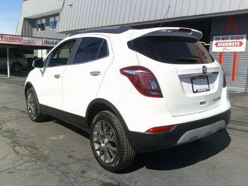 Used 2019 Buick Encore Sport Touring AWD/4WD image 4
