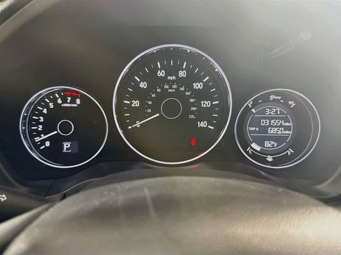 Used 2018 Honda HR-V EX-L image 14