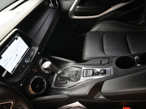 Used 2016 Chevrolet Camaro SS RWD image 20