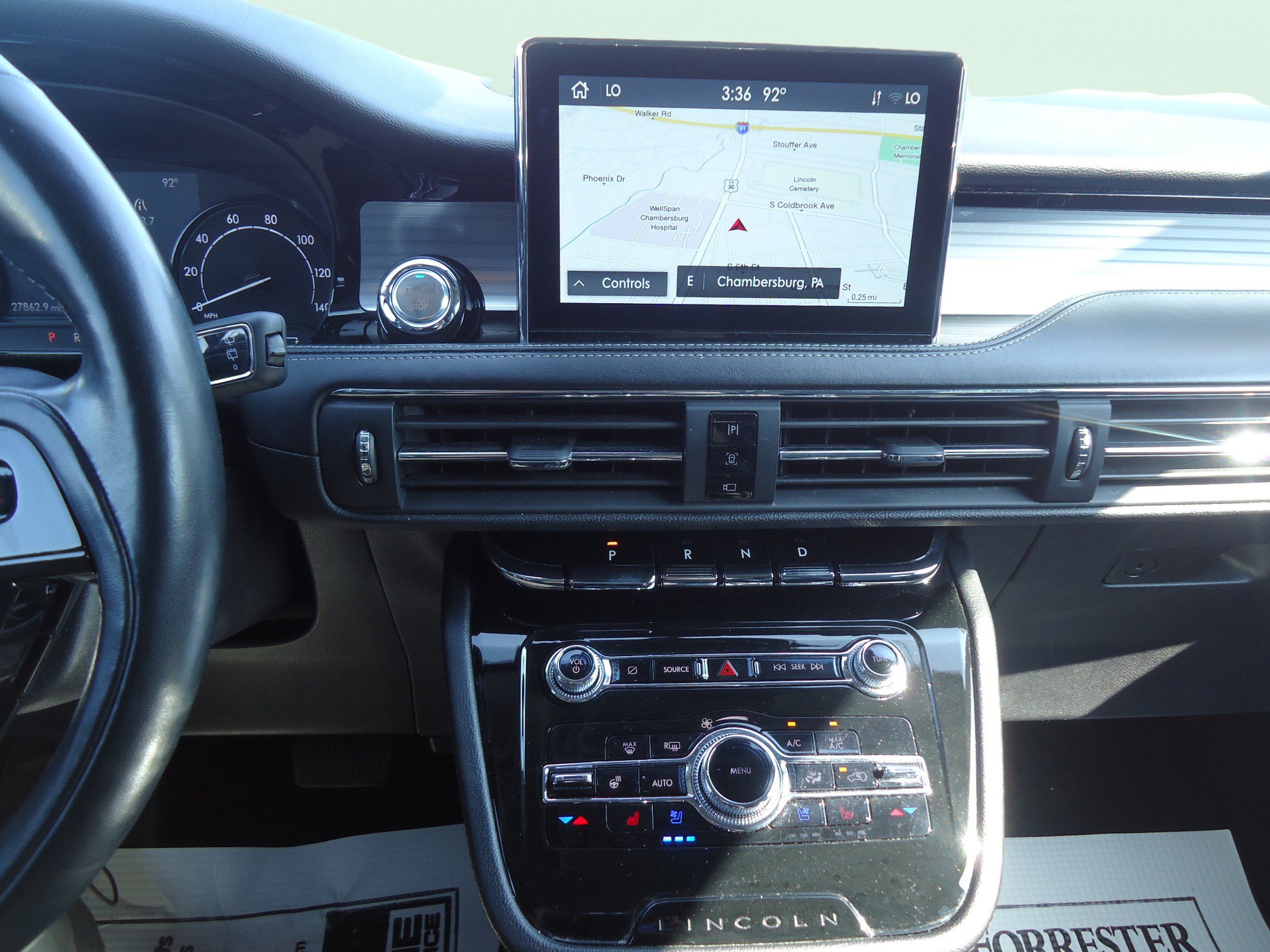 Used 2022 Lincoln Corsair AWD w/ Premium Package image 15