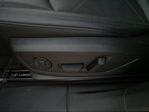 Used 2025 Audi Q3 2.0T Premium Plus w/ Premium Plus Package image 20