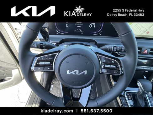 New 2025 Kia Seltos S image 28