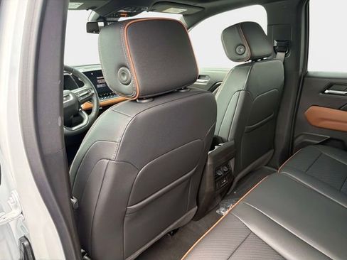 New 2026 GMC Canyon AT4 w/ Technology Plus Package AWD/4WD image 13