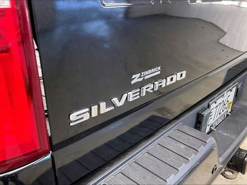 Used 2022 Chevrolet Silverado 3500 High Country AWD/4WD image 9