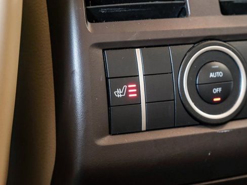 Used 2017 Mercedes-Benz GLE 43 AMG 4MATIC w/ Premium 2 Package image 43