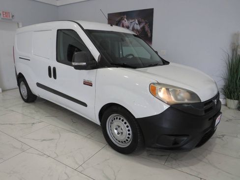 Used 2017 RAM ProMaster City Tradesman FWD image 2