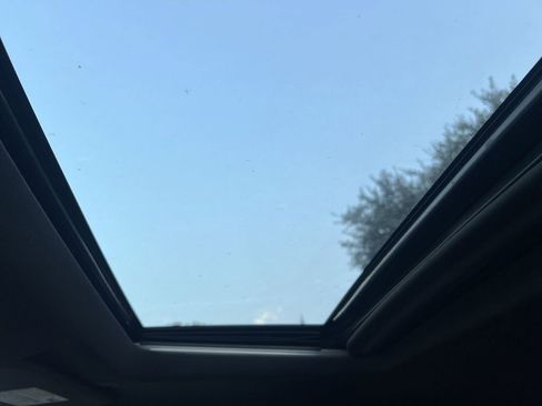 Used 2021 GMC Sierra 1500 AT4 w/ AT4 Value Package image 15