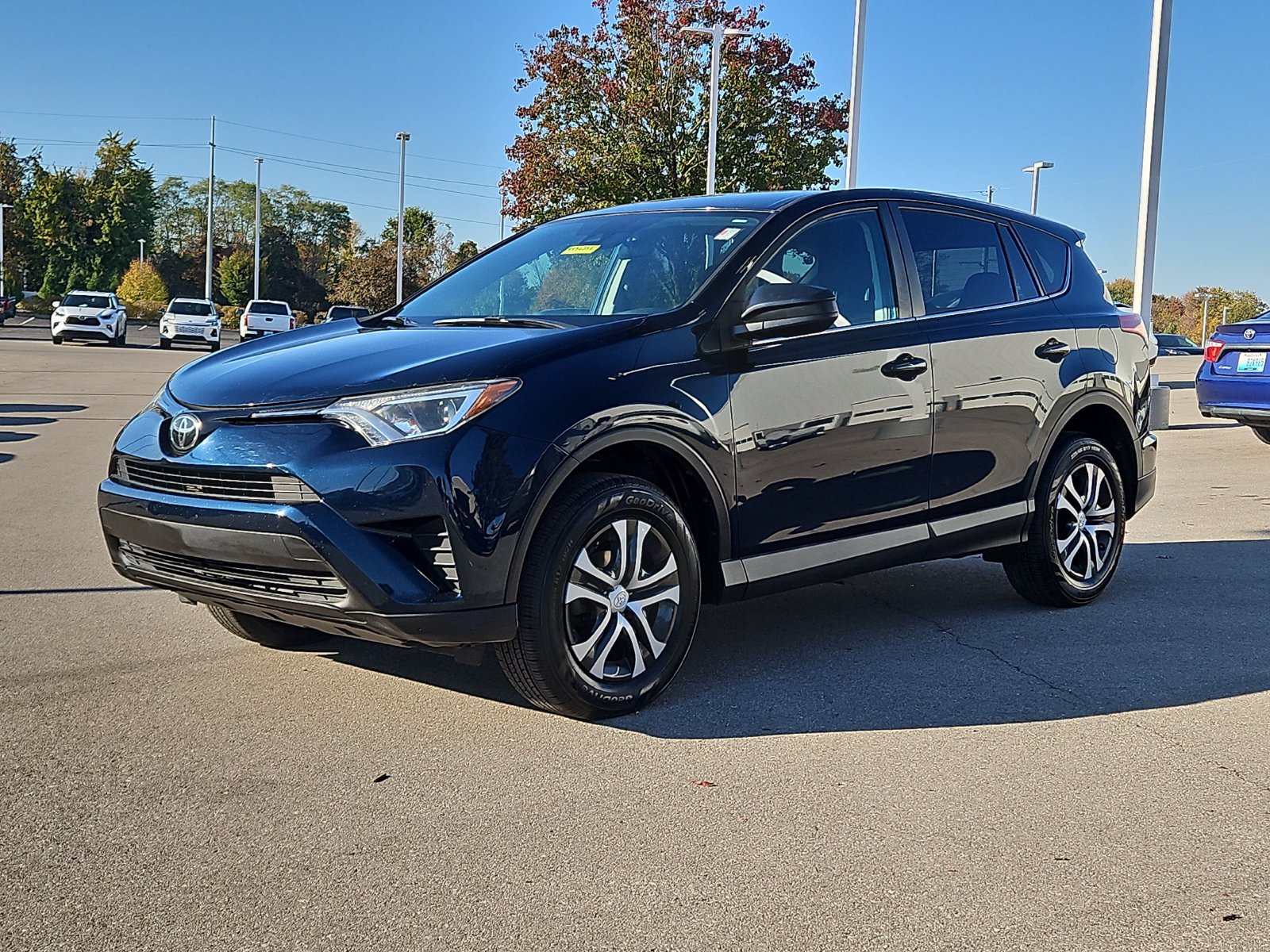 Certified 2018 Toyota RAV4 LE w/ Carpet Mat Package AWD/4WD image 2