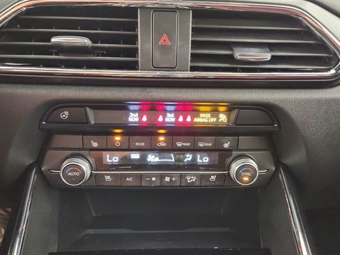 Used 2023 MAZDA CX-9 Carbon Edition AWD/4WD image 17