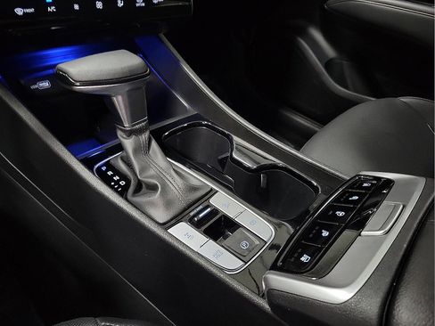 Used 2024 Hyundai Santa Cruz Limited image 11