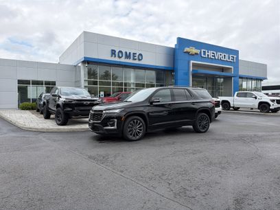 Certified 2023 Chevrolet Traverse RS w/ LPO, Floor Liner Package