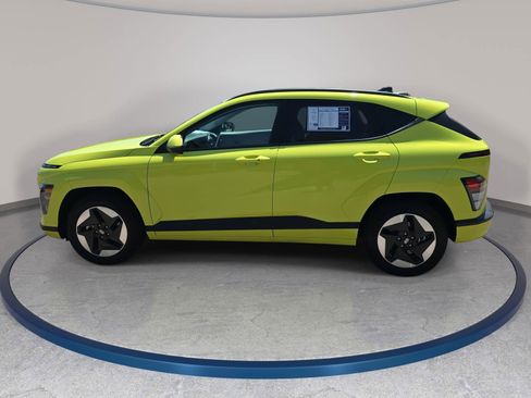 Used 2024 Hyundai Kona SEL FWD image 8