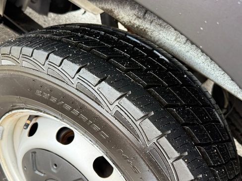 Used 2019 Ford Transit 150 Base image 41