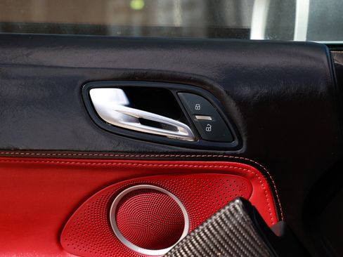 Used 2011 Audi R8 V10 image 44