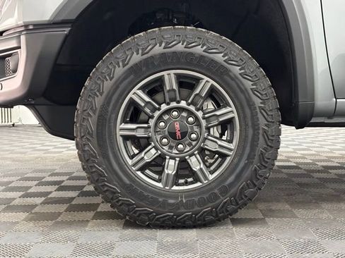 New 2026 GMC Sierra 1500 AT4X AWD/4WD image 17