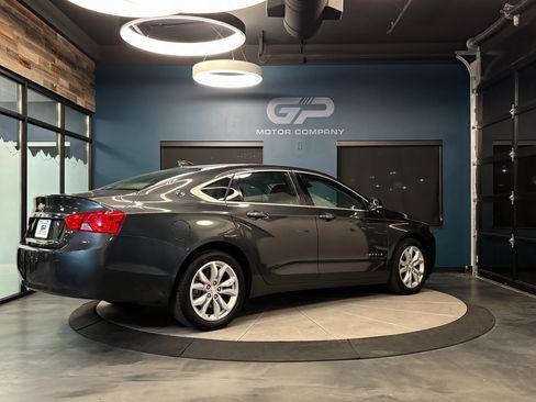 Used 2018 Chevrolet Impala LT image 3