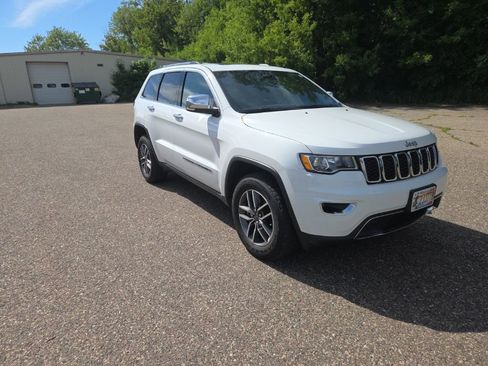Used 2022 Jeep Grand Cherokee Limited AWD/4WD image 20