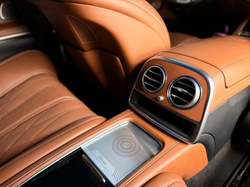 Used 2015 Mercedes-Benz S 63 AMG 4MATIC Coupe image 59