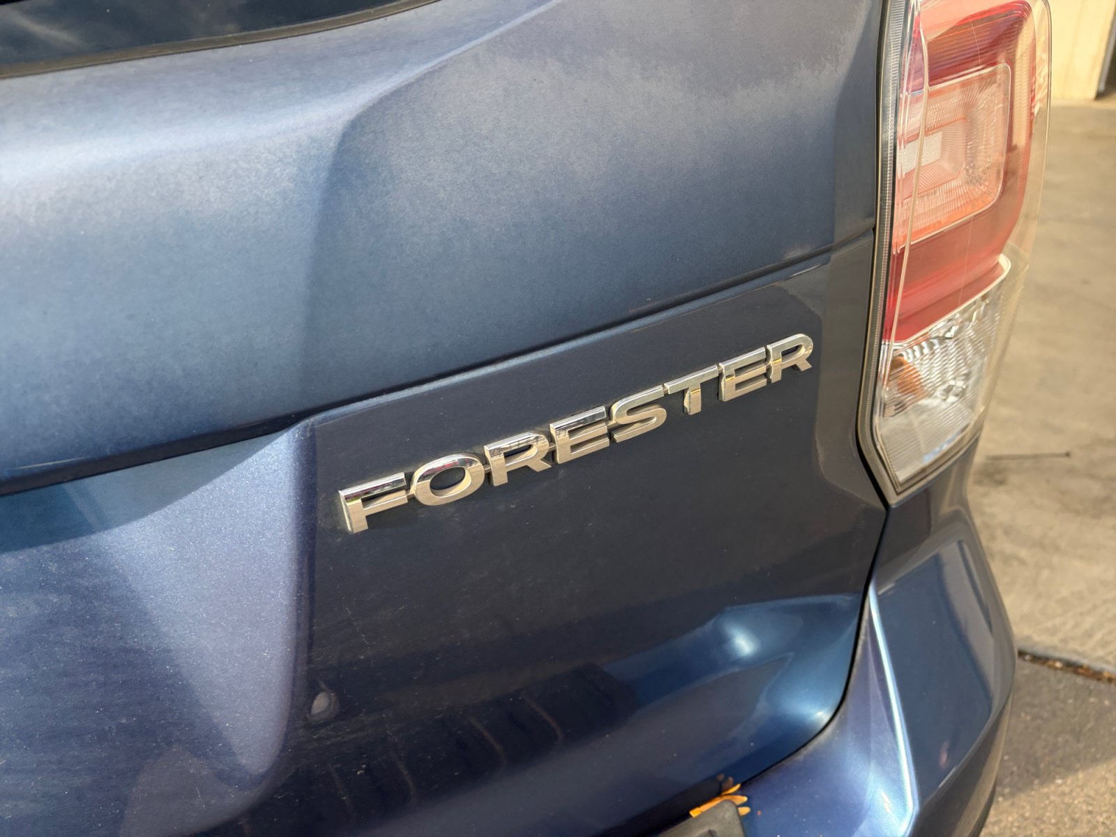 Used 2018 Subaru Forester 2.5i Premium w/ All-Weather Package AWD/4WD image 28