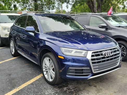 Used 2018 Audi Q5 2.0T Premium Plus w/ Premium Plus Package AWD/4WD image 3