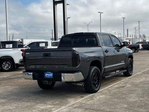 Used 2015 Toyota Tundra SR5 w/ SR5 Upgrade Package image 23