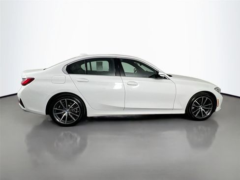 Certified 2022 BMW 330i xDrive 330i xDrive w/ Premium Package image 7