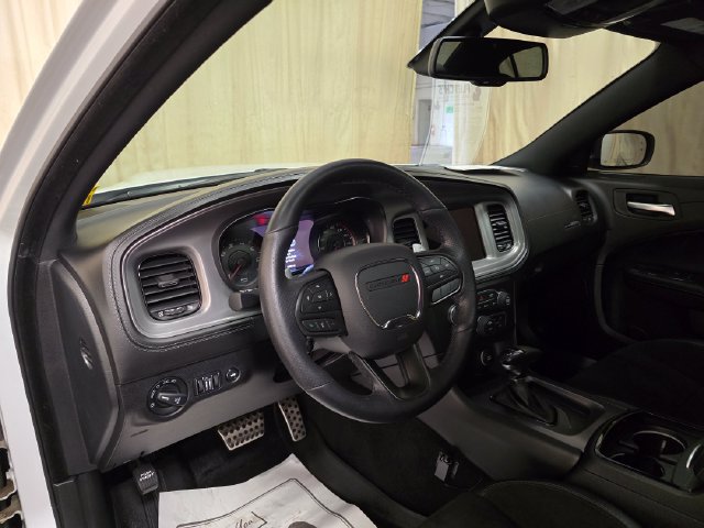 Used 2023 Dodge Charger R/T w/ Plus Group RWD image 17