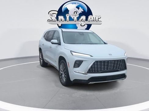New 2026 Buick Enclave Avenir w/ Super Cruise Package image 2