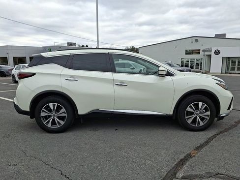 Used 2024 Nissan Murano SV image 10