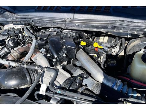 Used 2019 Ford F350 Platinum w/ Platinum Ultimate Package AWD/4WD image 32