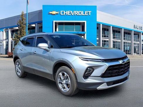 Used 2024 Chevrolet Blazer LT w/ Convenience Package FWD image 1
