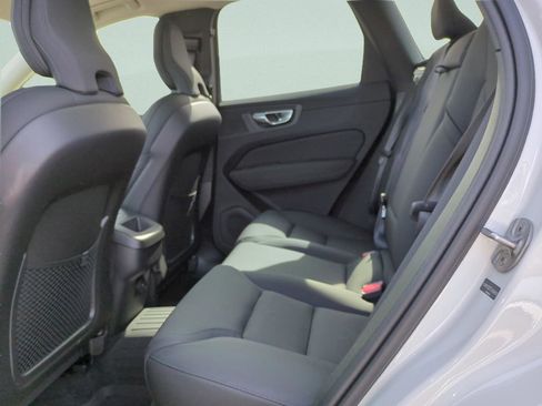 New 2026 Volvo XC60 B5 Plus w/ Protection Package Premier AWD/4WD image 9