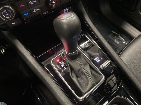 Certified 2024 Jeep Compass Limited w/ High Altitude Package image 21