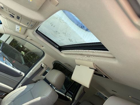 Used 2018 GMC Yukon SLT w/ Open Road Package RWD image 40
