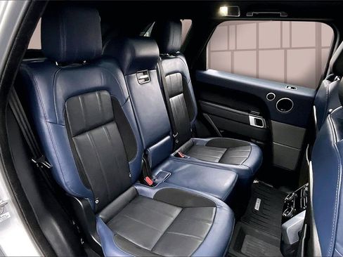 Used 2020 Land Rover Range Rover Sport HST image 27