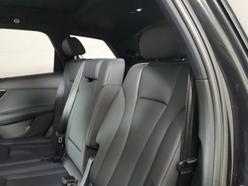 Used 2025 Audi Q7 3.0T Premium Plus AWD/4WD image 9