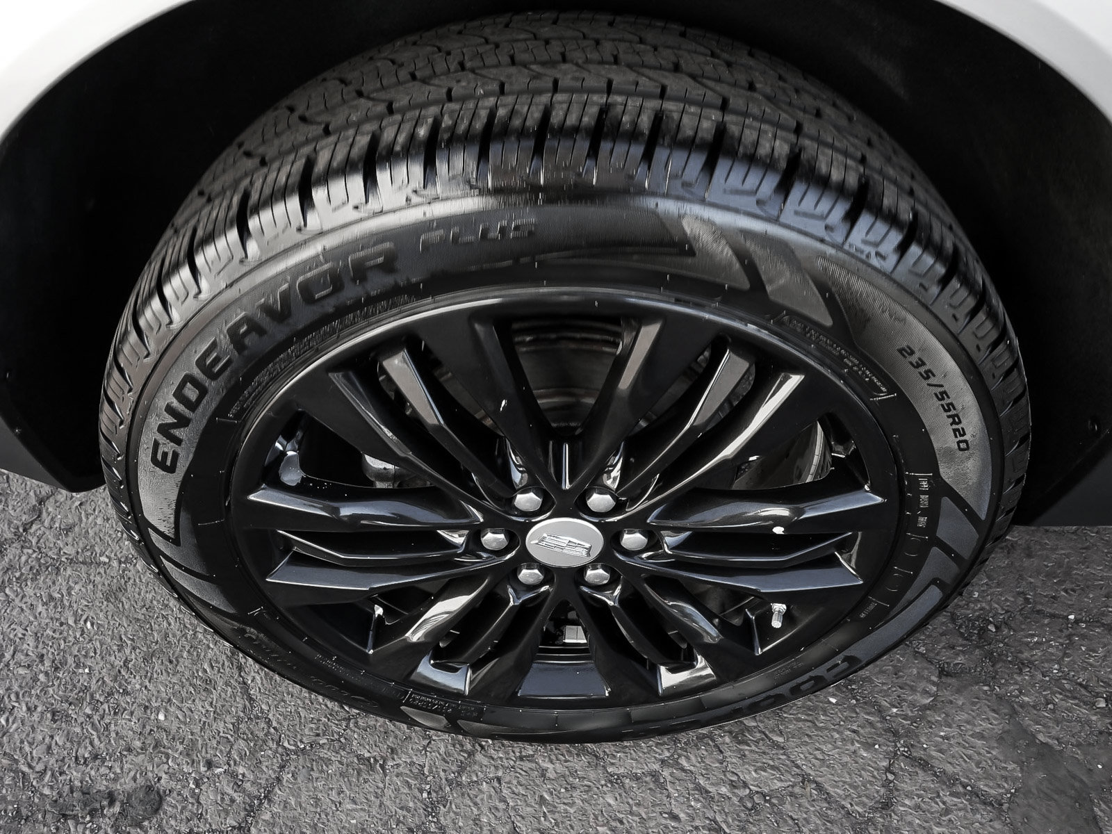 Used 2018 Cadillac XT5 Premium Luxury w/ Driver Assist Package AWD/4WD image 9