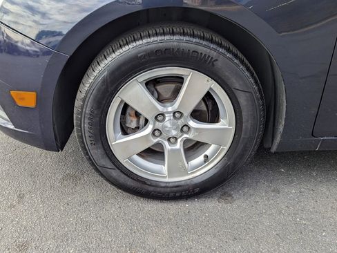 Used 2011 Chevrolet Cruze LT FWD image 20