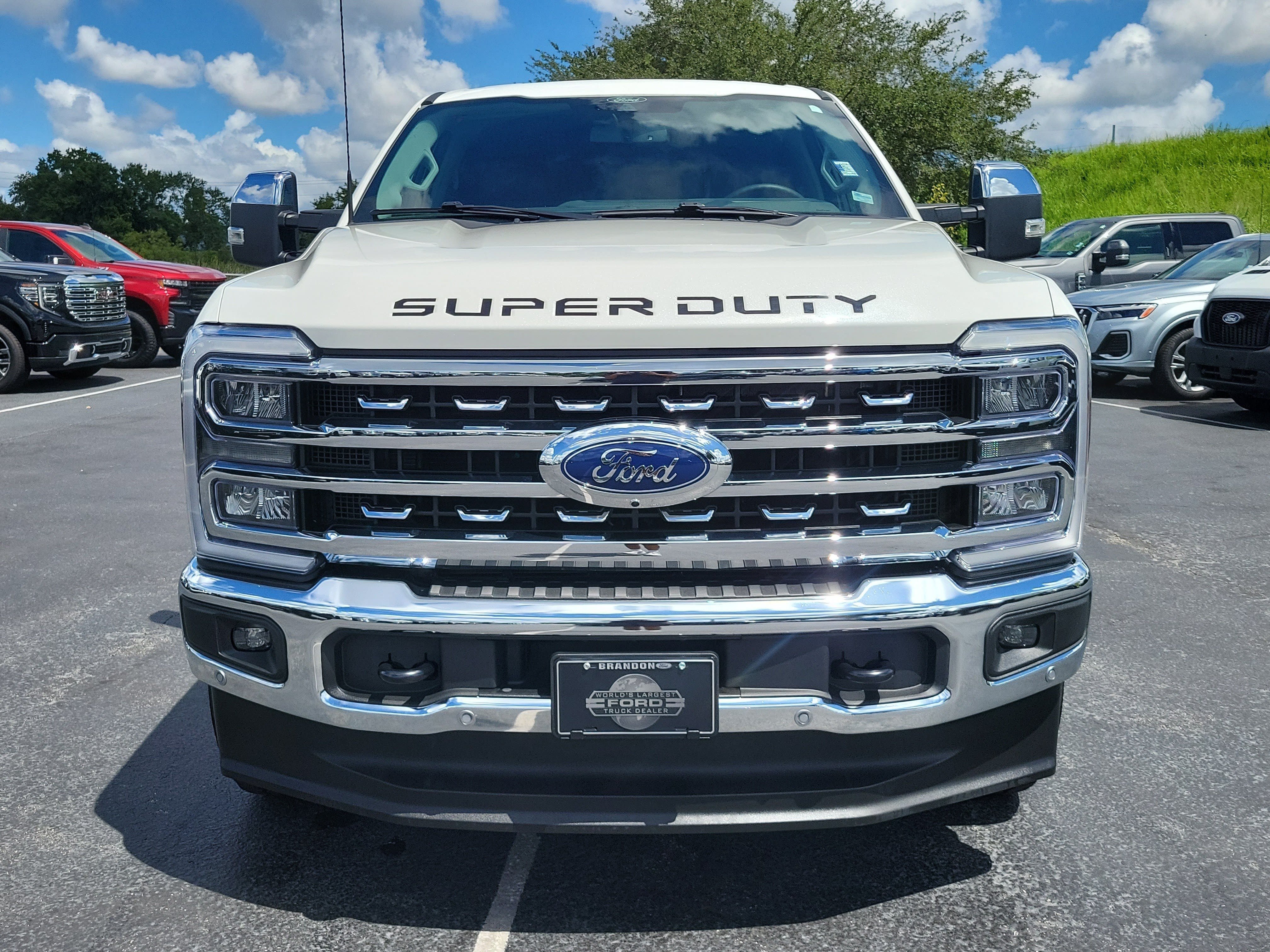 Certified 2025 Ford F250 Lariat w/ Lariat Ultimate Package AWD/4WD image 2