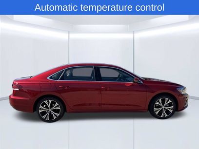 Used 2021 Volkswagen Passat 2.0T SE
