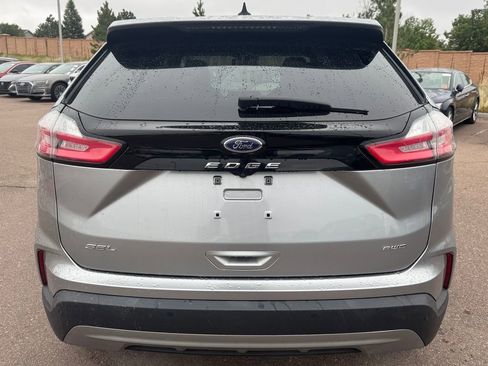Used 2022 Ford Edge SEL w/ Convenience Package AWD/4WD image 5