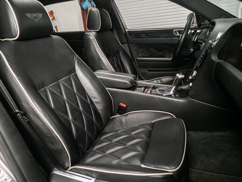 Used 2009 Bentley Flying Spur Flying Spur Speed w/ Convenience Specification Pkg image 25