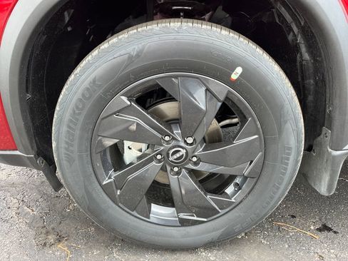 New 2026 Nissan Rogue SV AWD/4WD image 9