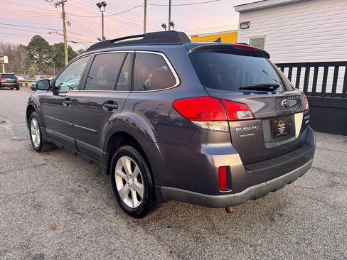 Used 2014 Subaru Outback 2.5i Premium image 6