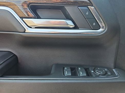 Used 2024 GMC Sierra 1500 SLE w/ X31 Off-Road Package AWD/4WD image 24