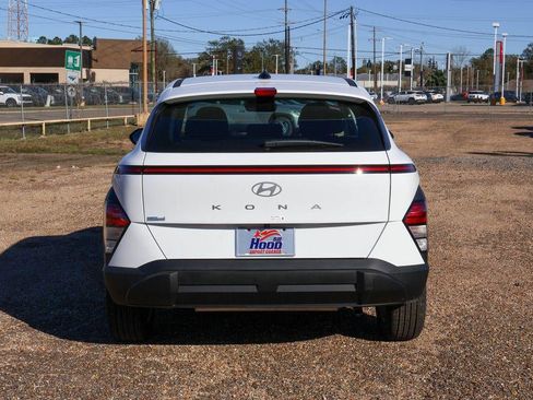 New 2026 Hyundai Kona SE image 22