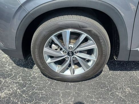 Used 2019 Hyundai Santa Fe Limited AWD/4WD image 5