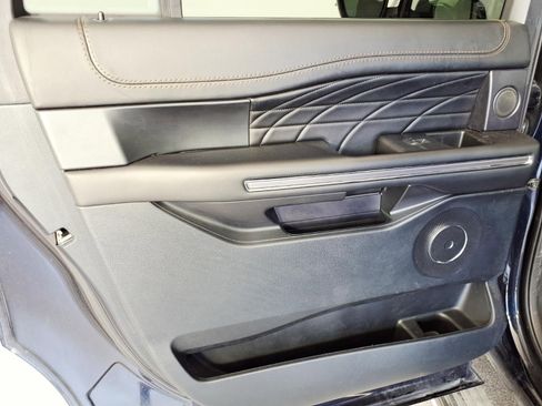 Used 2021 Ford Expedition Max Platinum image 7