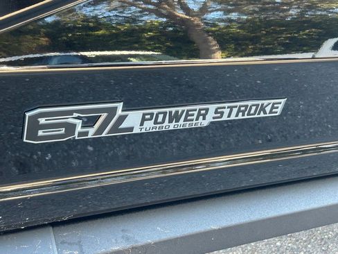 New 2025 Ford F350 Lariat w/ Lariat Ultimate Package image 17