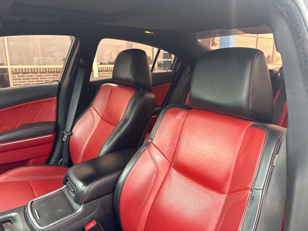 Used 2015 Dodge Charger SXT w/ AWD Premium Group image 13